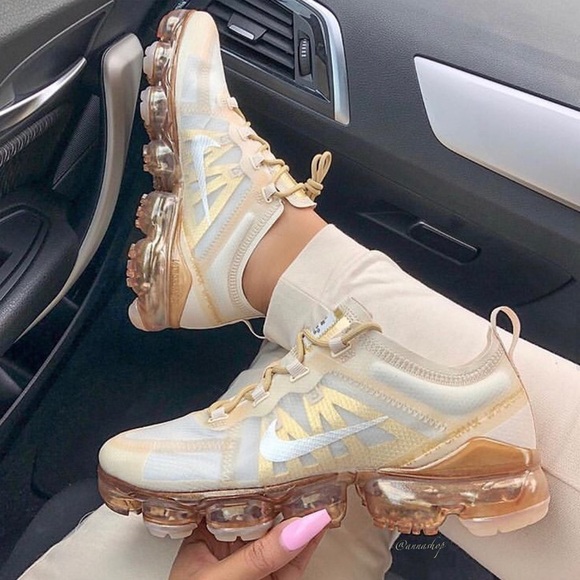 nike vapormax poshmark